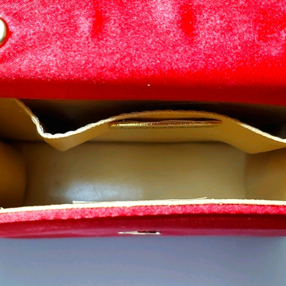 Red Beaded Clutch Purse By J. Renee' - Picture 8 of 8